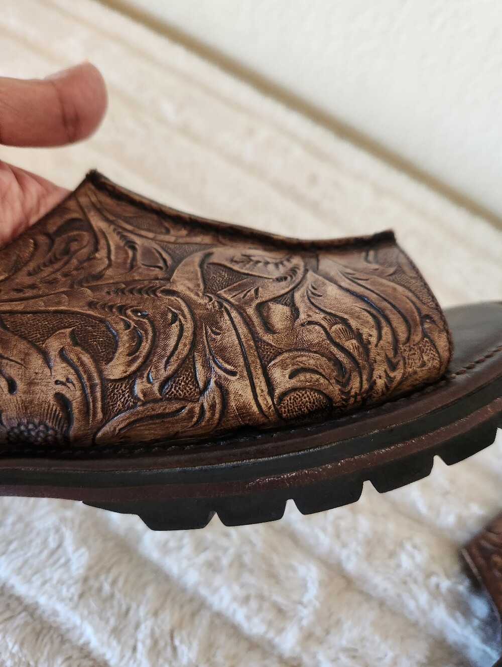 Cole Haan Brown Leather Embossed Sandals/Slides Women's Size 8 - Picture 12 of 16